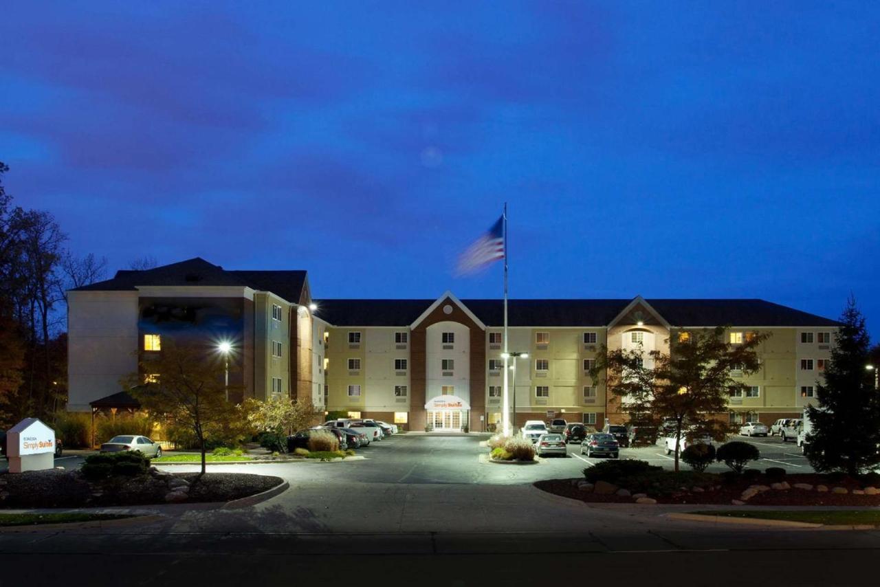Sonesta Simply Suites Cleveland North Olmsted Airport Kültér fotó