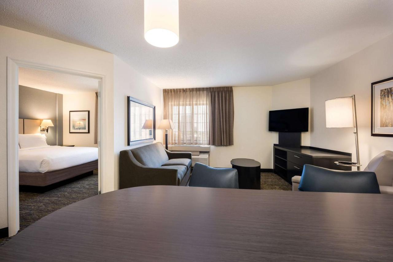 Sonesta Simply Suites Cleveland North Olmsted Airport Kültér fotó