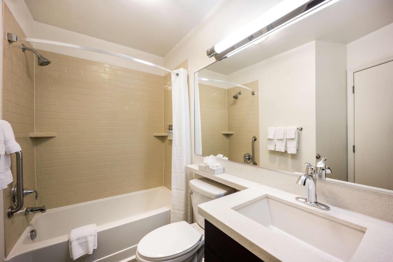 Sonesta Simply Suites Cleveland North Olmsted Airport Kültér fotó